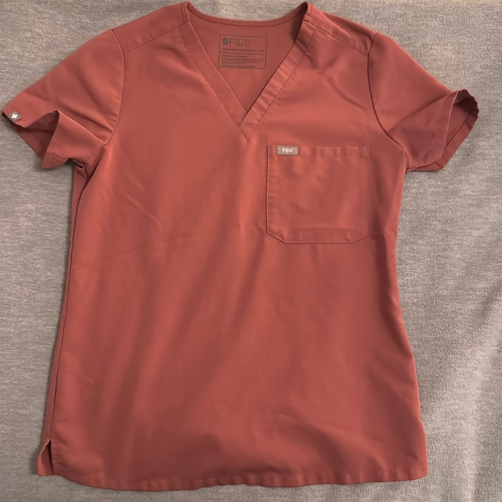 Women’s Mauve Slim Catarina- One pocket Scrub Top